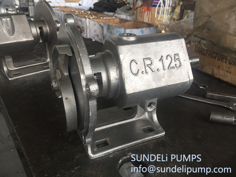 CR125-R Right rotation stainless steel diesel marine engine cooling sea raw water pump install on Cummins engine